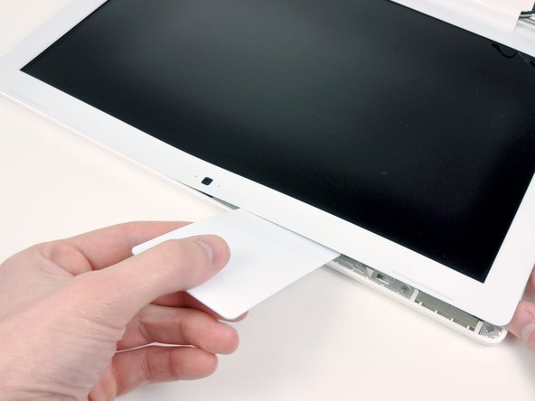 MacBook Core Duo Rear Display Bezel Replacement: step 36, image 1 of 1