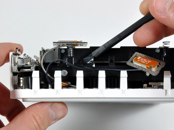 Mac mini Model A1283 Terabyte Drive Replacement: step 5, image 2 of 3