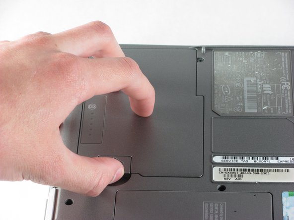 Dell Inspiron 600M RAM Replacement, Dell Inspiron 600M RAM Replacement: step 1, image 2 of 3