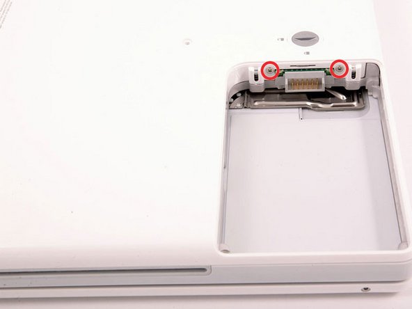 iBook G4 12" 800 MHz-1.2 GHz DC-In Board Replacement: step 7, image 1 of 1