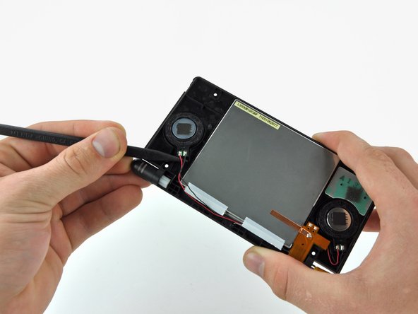 Nintendo DS Lite Upper LCD Replacement: step 26, image 1 of 3