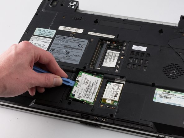 Toshiba Satellite M45 Speakers Replacement: step 3, image 3 of 3