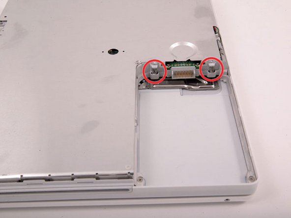 iBook G4 12" 800 MHz-1.2 GHz Upper Case Replacement: step 21, image 1 of 1
