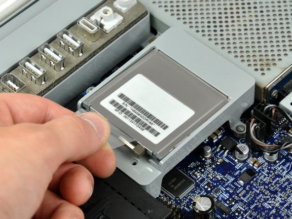 iMac G5 17" Model A1058 AirPort Extreme Replacement: step 3, image 1 of 1