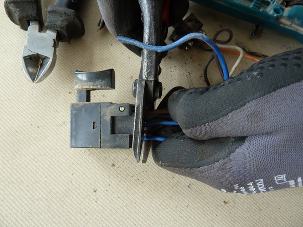 Power Drill: step 6, image 2 of 2