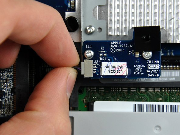 iMac Intel 20" EMC 2105 and 2118 Hard Drive Fan Replacement: step 20, image 1 of 1