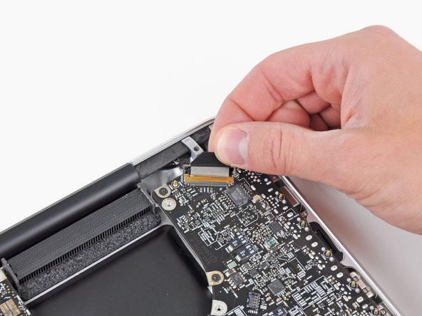 MacBook Pro 17" Unibody Upper Case Replacement: step 21, image 2 of 3