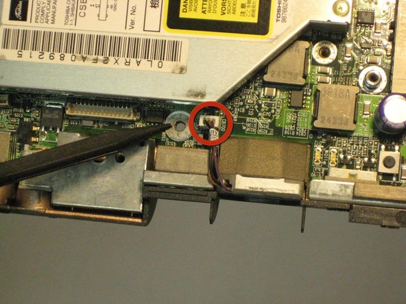Compaq Evo N1000v Fan Replacement: step 28, image 1 of 1