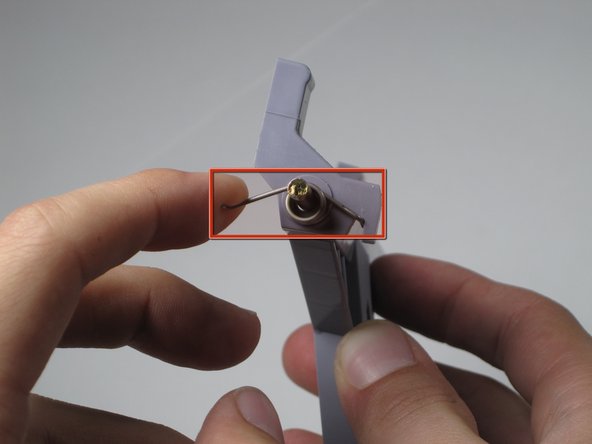 Super Nintendo Controller Port Replacement: step 4, image 2 of 3