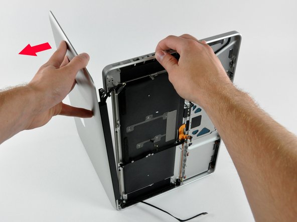 MacBook Pro 15" Unibody Late 2008 and Early 2009 Upper Case Replacement: step 43, image 2 of 3