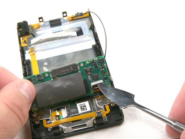 Microsoft Zune 80 Screen Replacement: step 12, image 2 of 3