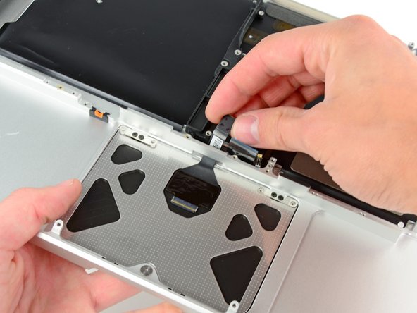 MacBook Pro 13" Unibody Mid 2009 Upper Case Replacement: step 38, image 2 of 2