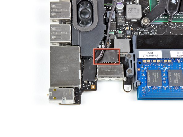 MacBook Pro 13" Unibody Early 2011 Logic Board Replacement: step 21, image 1 of 1