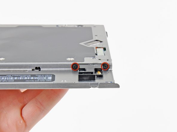 MacBook Pro 17" Unibody Optical Drive Replacement: step 14, image 1 of 1