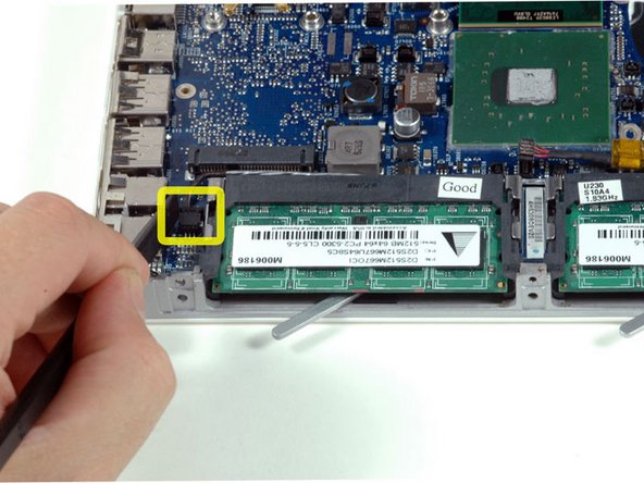 MacBook Core Duo PRAM Battery Replacement: step 31, image 1 of 1