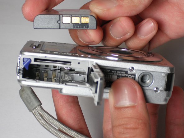 Sony Cyber-shot DSC-W55 LCD Screen Replacement: step 2, image 2 of 2