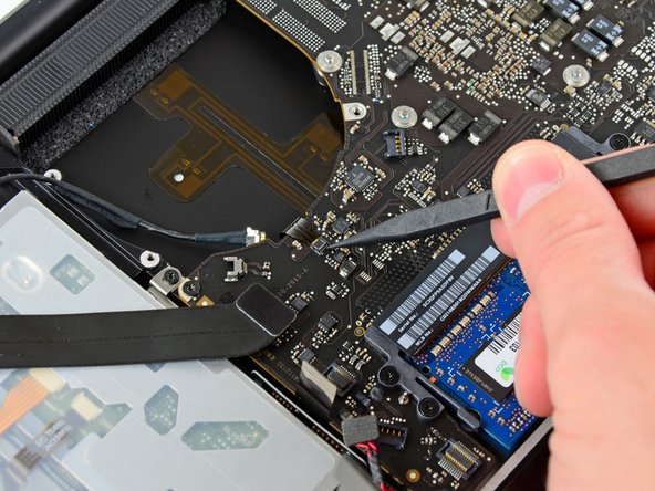 MacBook Pro 15" Unibody Early 2011 MagSafe DC-In Board Replacement: step 20, image 1 of 2