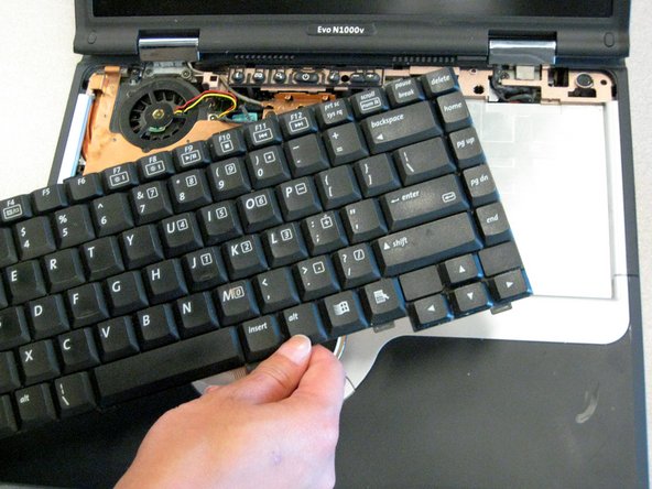 Compaq Evo N1000v Keyboard Replacement: step 11, image 1 of 1