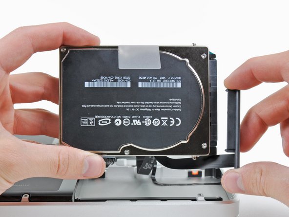 MacBook Pro 17" Unibody Upper Case Replacement: step 29, image 2 of 2