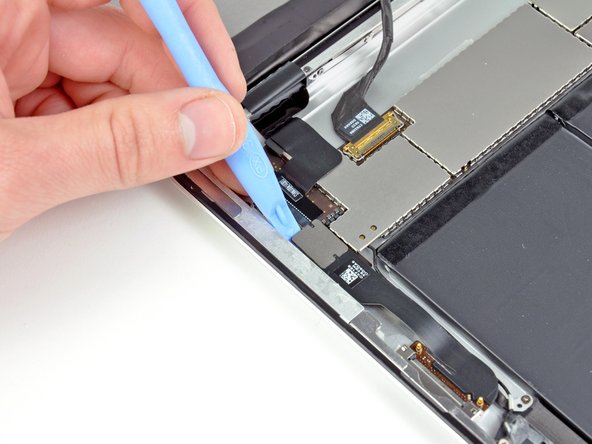 iPad 2 CDMA Dock Connector Replacement: step 29, image 2 of 3