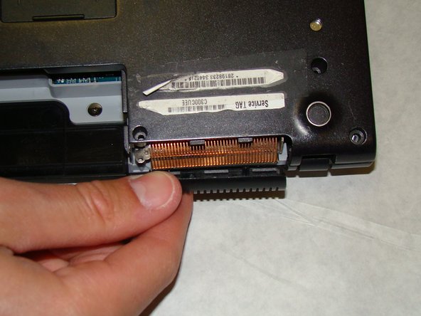 Sony Vaio PCG-7A2L LCD Screen Replacement: step 9, image 3 of 3