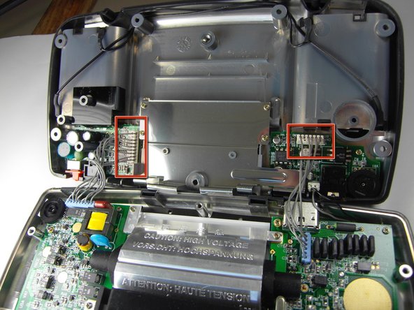 Sega Game Gear Case Replacement: step 8, image 2 of 3