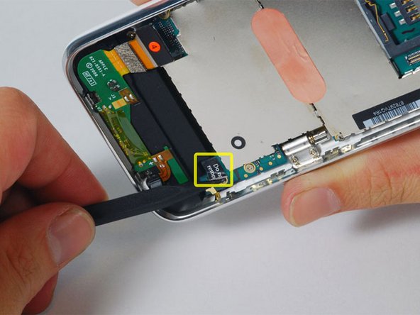 iPhone 3GS Camera Replacement: step 12, image 1 of 1