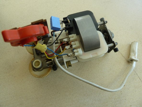 Hand Mixer: step 6, image 1 of 1