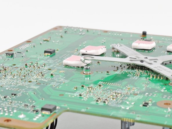 Xbox 360 GPU Heat Sink Replacement: step 42, image 2 of 2