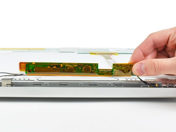 PowerBook G4 Aluminum 15" 1.67 GHz Right Clutch Hinge Replacement: step 27, image 2 of 2