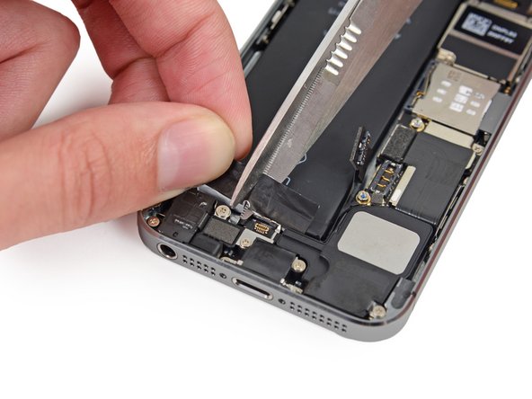 iPhone 5s Battery Replacement: step 21, image 2 of 3