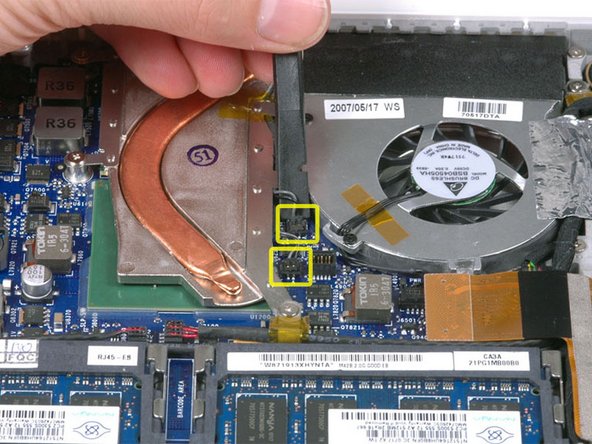 MacBook Core 2 Duo Heat Sink Replacement: step 15, image 1 of 2