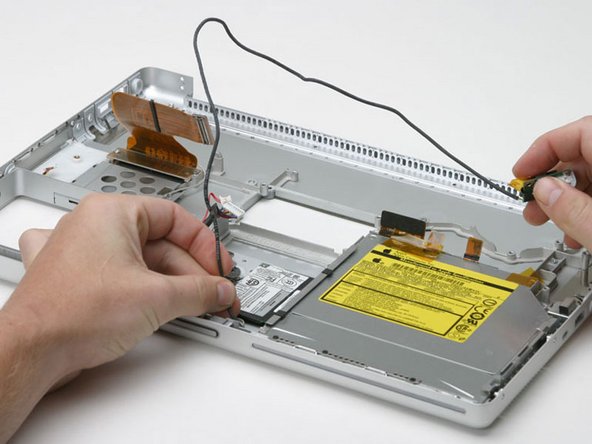 PowerBook G4 Aluminum 15" 1-1.5 GHz RJ-11 Board Replacement: step 54, image 1 of 1