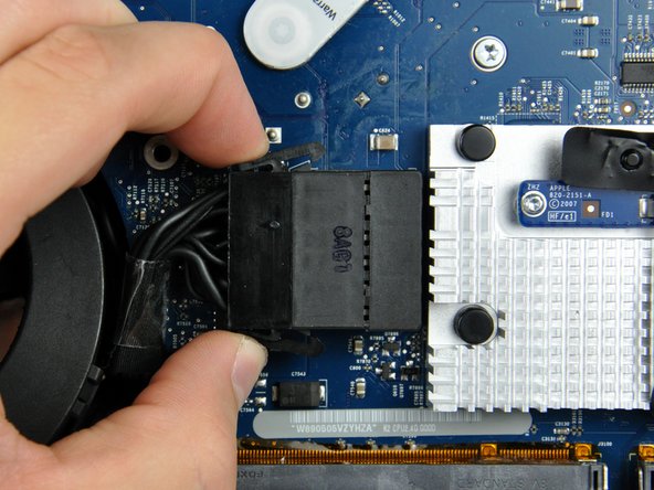 iMac Intel 20" EMC 2133 and 2210 Optical Drive Data Cable Replacement: step 19, image 1 of 2