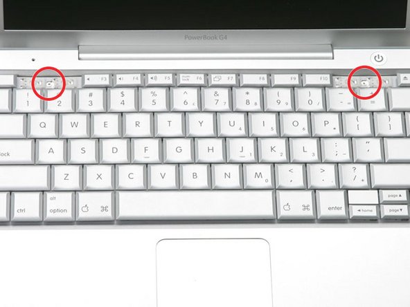 PowerBook G4 Aluminum 12" 1-1.5 GHz Clutch Cover Replacement: step 9, image 1 of 1