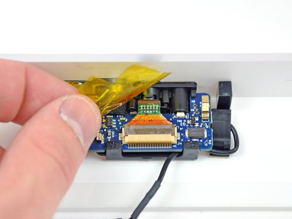 iMac Intel 20" EMC 2105 and 2118 Camera Lens Replacement: step 8, image 1 of 1