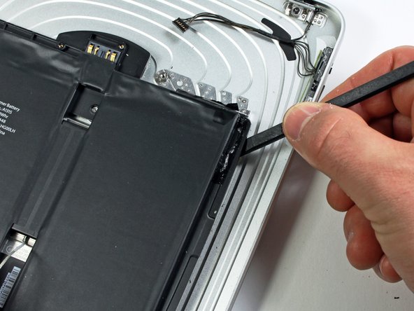 iPad Wi-Fi Battery Replacement: step 20, image 1 of 2