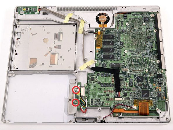iBook G4 14" 933 MHz-1.33 GHz Battery Connector Replacement: step 17, image 1 of 1