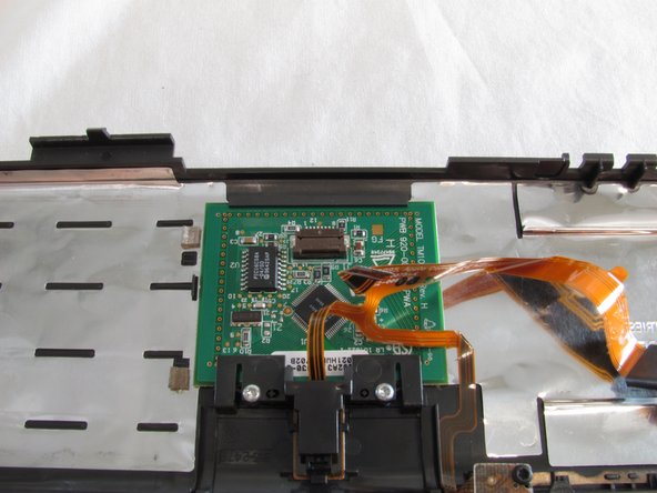 PowerBook 3400 M3553 Track Pad Replacement: step 10, image 3 of 3