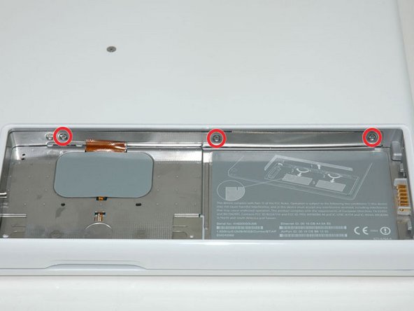 MacBook Core Duo C-Channel Replacement: step 3, image 1 of 1