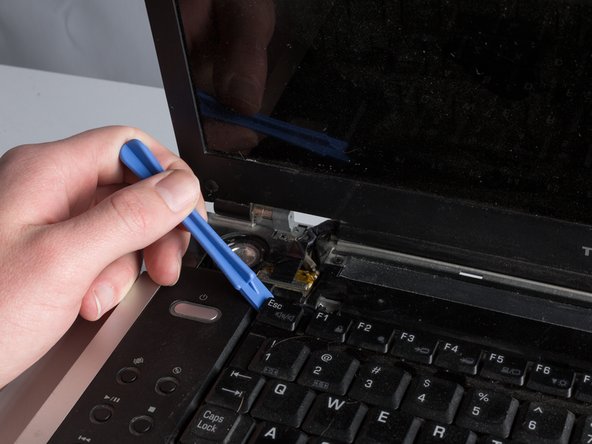 Toshiba Satellite M45 Speakers Replacement: step 7, image 2 of 3