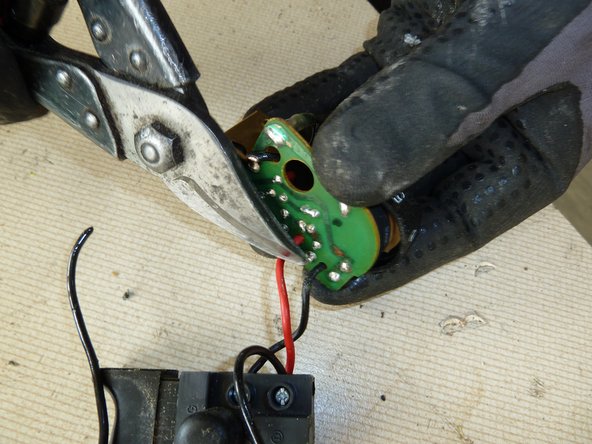 Electric Jigsaw: step 11, image 1 of 1