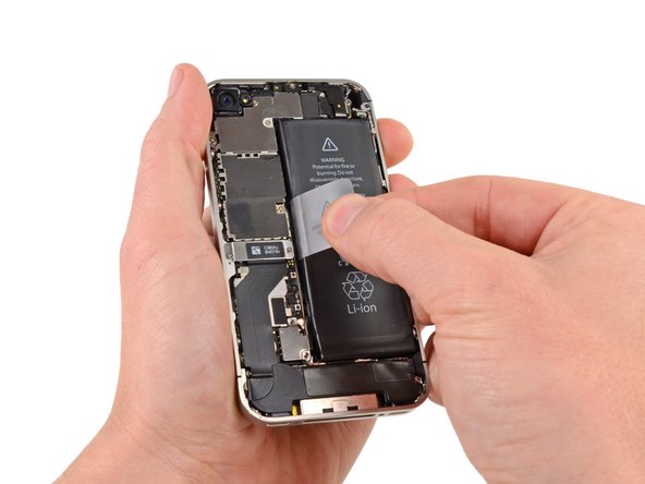 iPhone 4S Logic Board Replacement: step 7, image 1 of 2