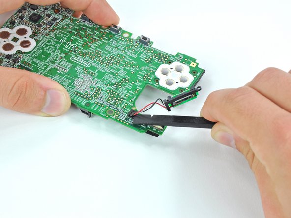 Nintendo 3DS Motherboard Replacement: step 28, image 2 of 2