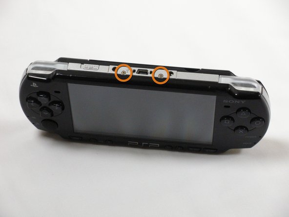 PSP 2000 Audio Jack Replacement: step 4, image 1 of 2