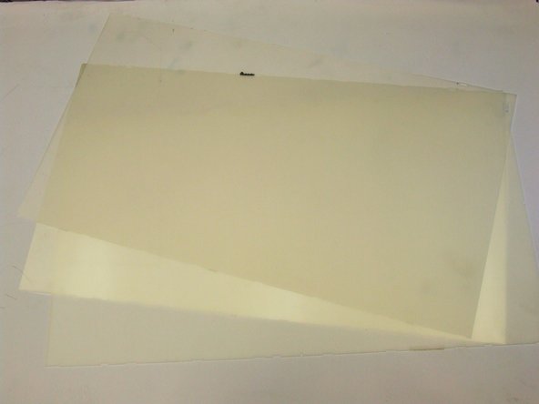 Hisense LTDN40K220WSEU TV set, Removal of Polarized Foils: step 5, image 2 of 2