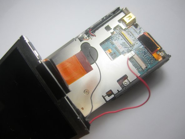 Nikon CoolPix S600 LCD Replacement: step 13, image 1 of 1