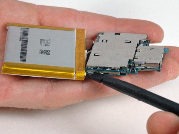 iPhone 1st Generation Communications Board Replacement: step 27, image 1 of 1