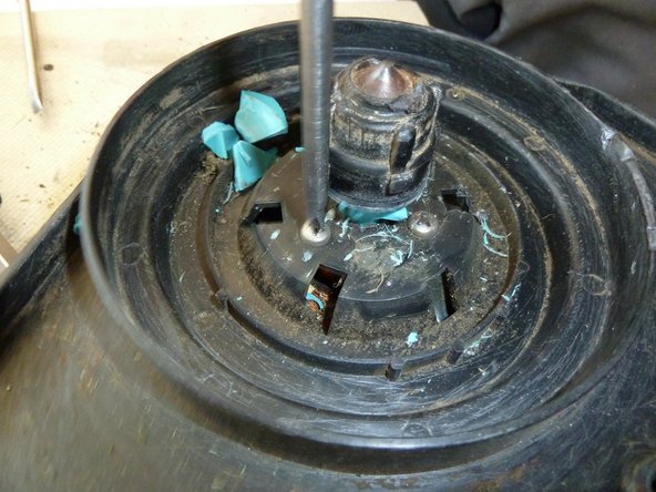 Lawn Trimmer: step 11, image 1 of 1