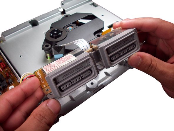 PlayStation Controller Port Replacement: step 6, image 1 of 1